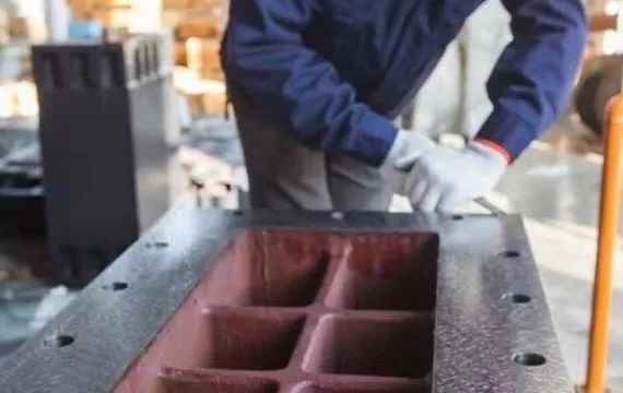為什么精密機(jī)床都要手工鏟花？